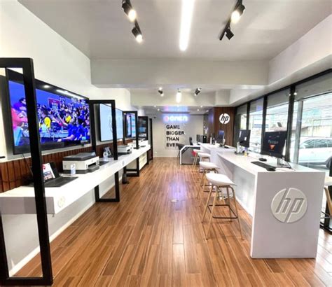 HP Service Center .
